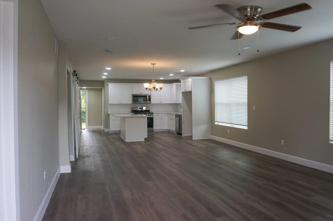 3703 Market St, Unit 1 in Houston, TX - Foto de edificio - Building Photo