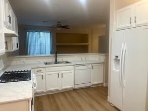 6337 Kitamaya St in North Las Vegas, NV - Building Photo - Building Photo