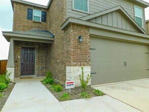 6709 Adderly Rd in Pilot Point, TX - Building Photo - Building Photo