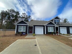 1607 Bellamy Pl Dr in Leland, NC - Building Photo - Building Photo