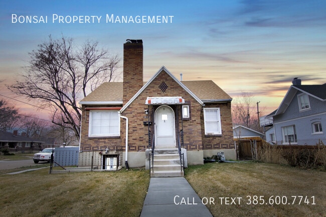 property at 1430 Denver St