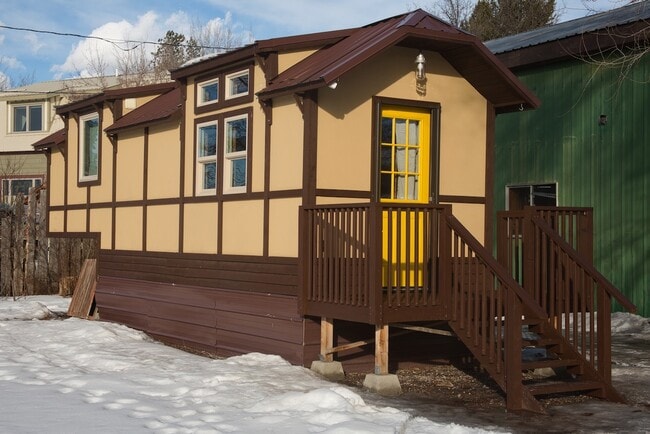 630 Helena Flats Rd in Evergreen, MT - Building Photo - Building Photo