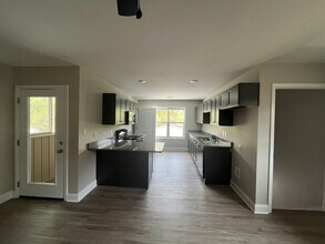 815-817 Ellis St in Jacksonville, AR - Building Photo - Building Photo