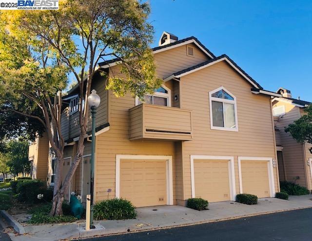 property at 5239 Tacoma Common