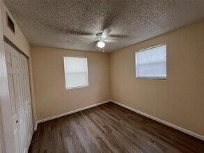 2431 NW 56th Ave, Unit 201 in Lauderhill, FL - Building Photo - Building Photo