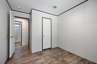 633 Kevin St in Mineola, TX - Building Photo - Building Photo