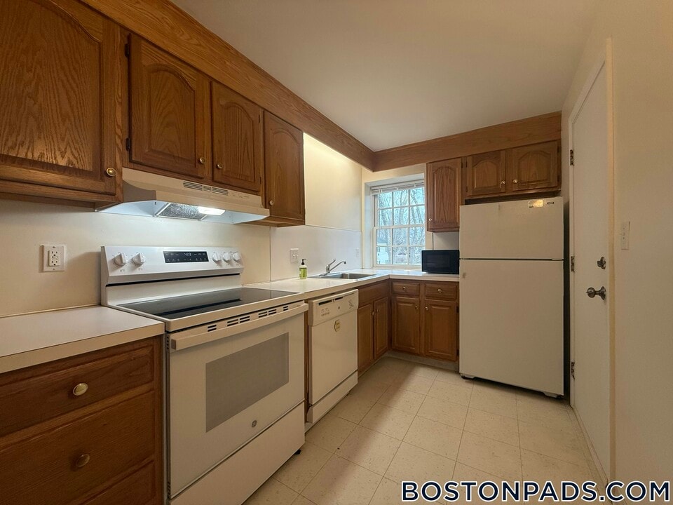 36 Worthen Rd E, Unit A3 in Lexington, MA - Foto de edificio