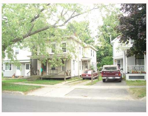 255 W Fifth St in Oswego, NY - Building Photo - Building Photo