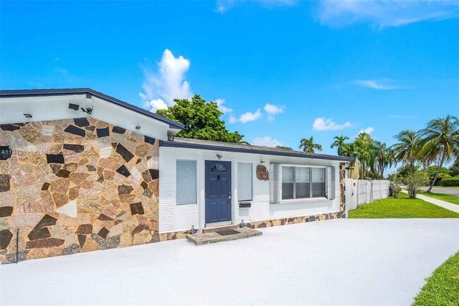 property at 600 SW 10th St