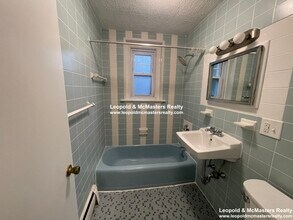 2021 Commonwealth Ave, Unit 46 in Boston, MA - Building Photo - Building Photo