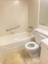 1010 Green Pine Blvd in West Palm Beach, FL - Building Photo - Building Photo