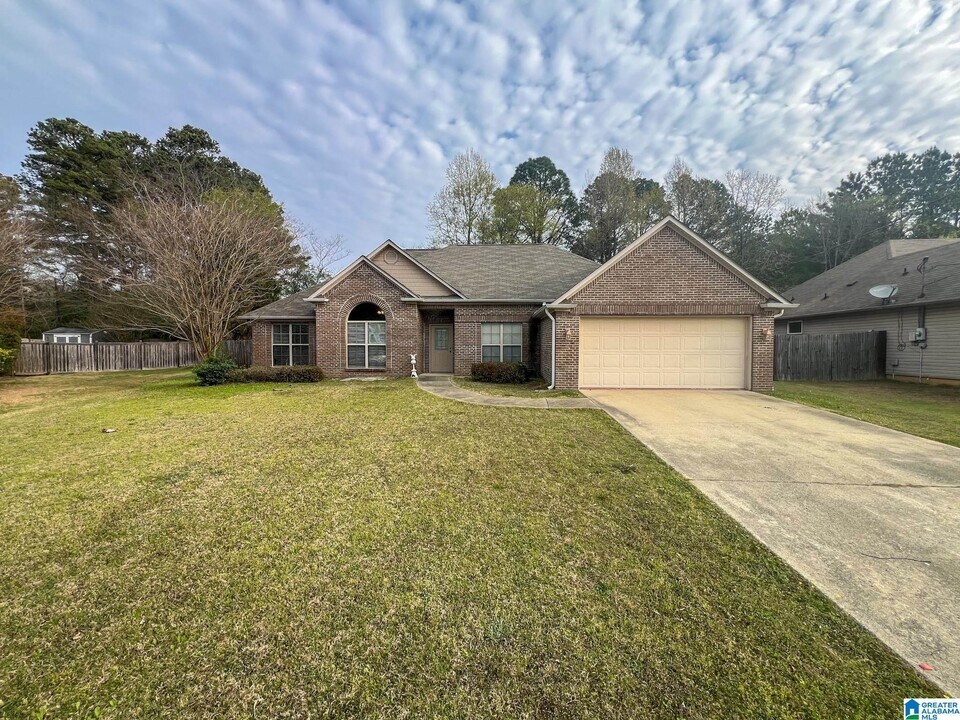 3463 Virginia Cir in Bessemer, AL - Building Photo