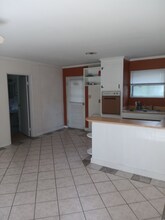 2700 Jefferson Dr in Greenville, NC - Building Photo - Building Photo