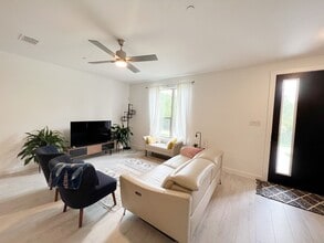 606 Collier Dr in Plano, TX - Building Photo - Building Photo