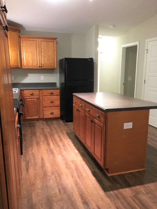 4664 Crossing Ct in Pace, FL - Building Photo