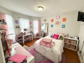 17 Sachem St, Unit 3 in Boston, MA - Building Photo - Building Photo