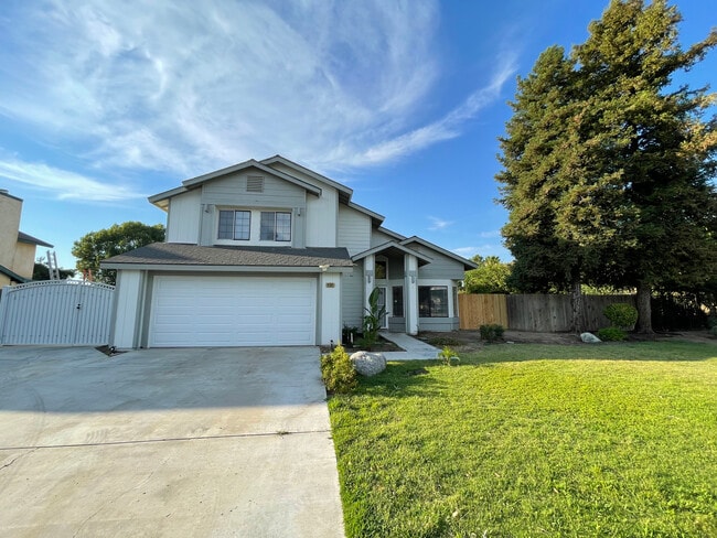 14304 Culiacan Ave in Bakersfield, CA - Building Photo - Building Photo