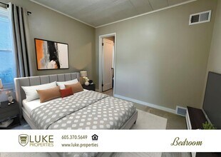 801 S West Ave in Sioux Falls, SD - Building Photo - Building Photo