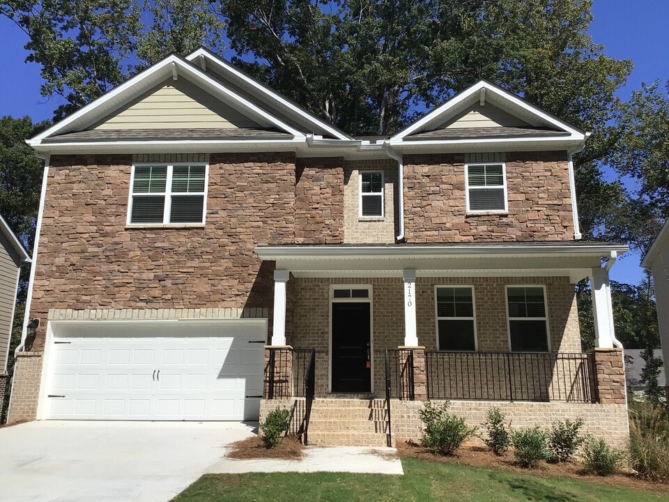 2170 Brook Enclave Trail in Lilburn, GA - Building Photo