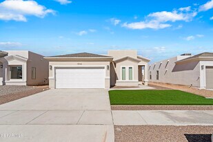 15165 Destination Ave in El Paso, TX - Building Photo