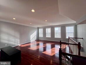 1542 Kinnaird Terrace NE in Leesburg, VA - Building Photo - Building Photo