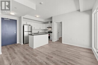 397 Codd's Rd in Ottawa, ON - Building Photo - Building Photo