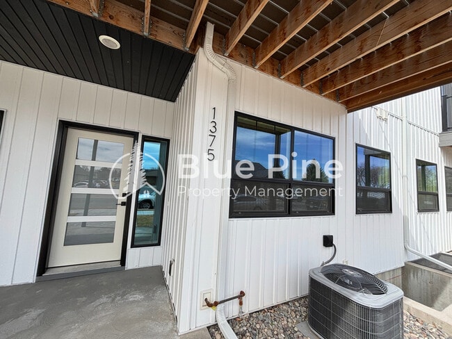 1375 Latah Ave in Idaho Falls, ID - Building Photo - Building Photo