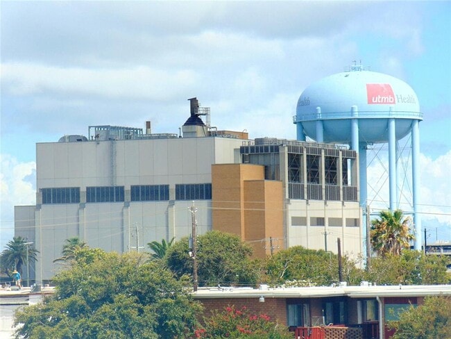 612 9th St in Galveston, TX - Building Photo - Building Photo