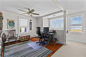 1042 Anthony Rd in Portsmouth, RI - Building Photo - Building Photo