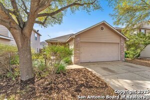 331 Cedron Chase in San Antonio, TX - Building Photo - Building Photo
