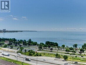 105-1105 The Queensway in Toronto, ON - Building Photo - Building Photo