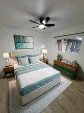 8402 Larson Ave in Garden Grove, CA - Foto de edificio - Building Photo