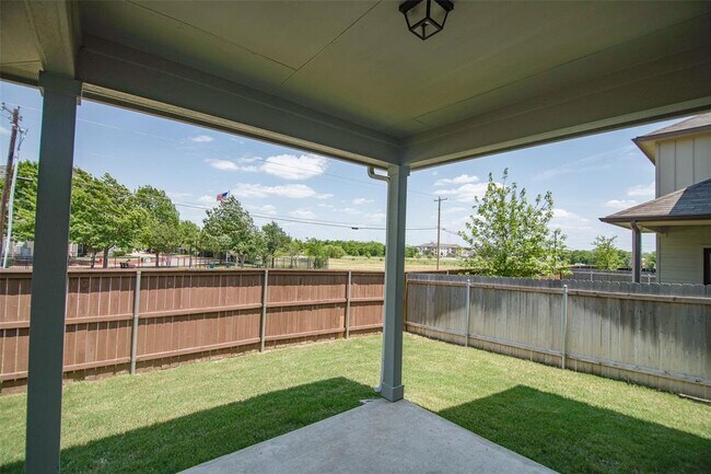 property at 3201 E College Park Dr