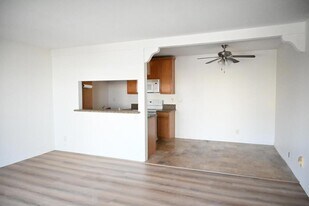 23306 Marigold Ave in Torrance, CA - Building Photo