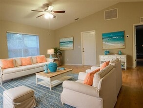 11200 Chalet Ave in Englewood, FL - Building Photo - Building Photo