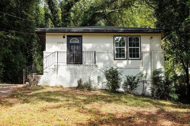 property at 2179 Worthem Ave SW