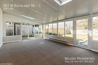 907 W Rockland Rd in Lake Bluff, IL - Building Photo - Building Photo
