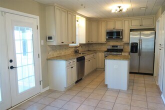 3111 Berryfield Ln in Pearland, TX - Building Photo - Building Photo