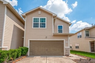 11624 Abloom Way in Houston, TX - Building Photo