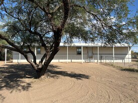 6925 S Sandpiper Ave, Unit 2301 in Tucson, AZ - Building Photo