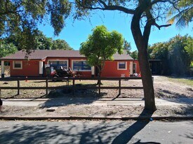 522-552 52nd St in West Palm Beach, FL - Building Photo