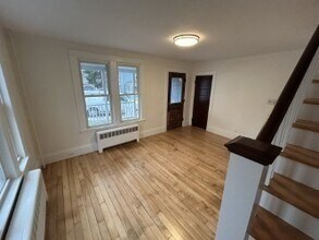 44 Roosevelt St in Maynard, MA - Building Photo - Building Photo