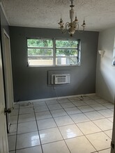 479 NE 71st St in Miami, FL - Building Photo - Building Photo