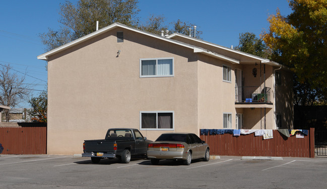 Towne Center Apartments in Bernalillo, NM - Building Photo - Building Photo