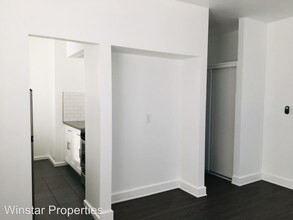 250 Loma Dr in Los Angeles, CA - Building Photo - Building Photo