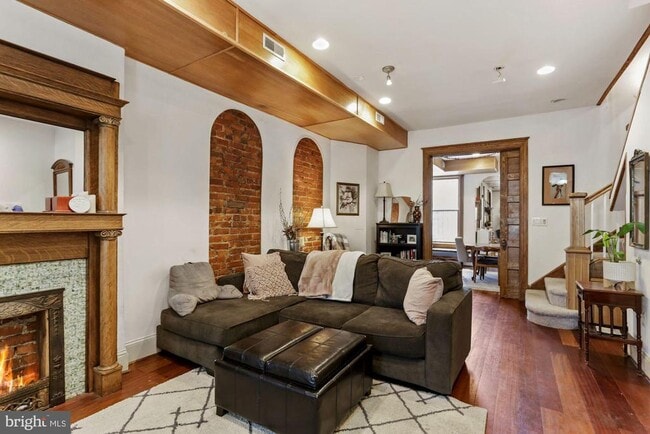 property at 1116 Monroe St NW