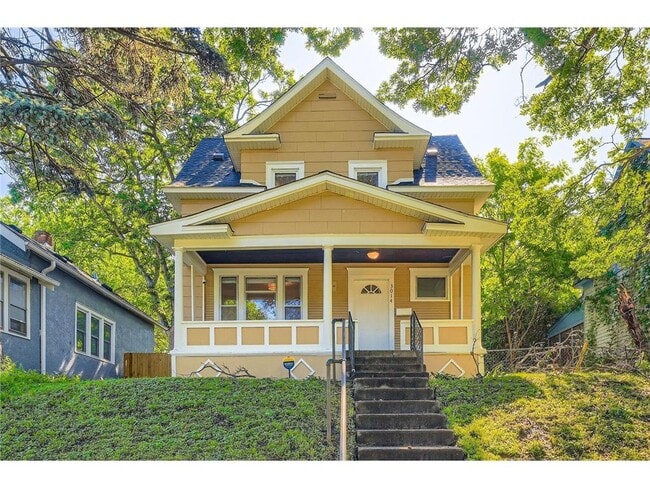 property at 3014 N Humboldt Ave