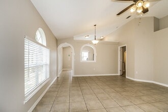 8706 Claiborne Ct in Orlando, FL - Building Photo - Building Photo
