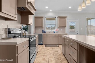 1007 Lillian Michel Dr in Breaux Bridge, LA - Building Photo - Building Photo