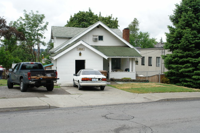 1012 S Monroe St in Spokane, WA - Foto de edificio - Building Photo